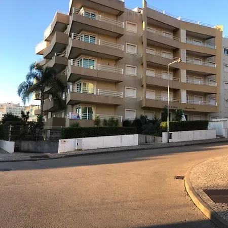 דירה T1 Da Rocha