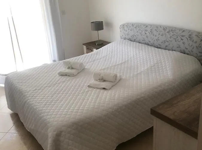 T1 Da Rocha 아파트 *